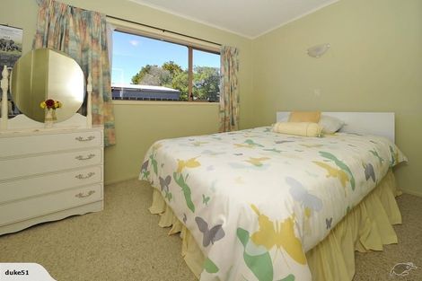 Photo of property in 2/12 Waimai Avenue, Weymouth, Auckland, 2103