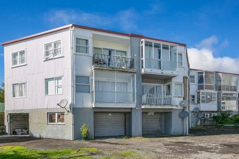 Photo of property in 2/184 Powderham Street, New Plymouth, 4310