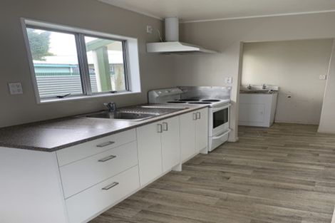 Photo of property in 260a Flaxmere Avenue, Flaxmere, Hastings, 4120