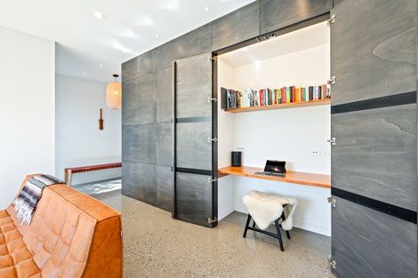 Photo of property in 9 Matipo Street, Wanaka, 9305