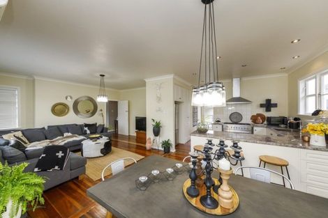 Photo of property in 89 Churchill Avenue, Hokowhitu, Palmerston North, 4410