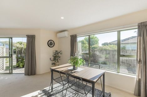 Photo of property in 102 Makarini Street, Paraparaumu, 5032