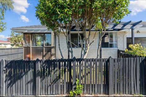 Photo of property in 1/39 Chipping Lane, Redwood, Christchurch, 8051