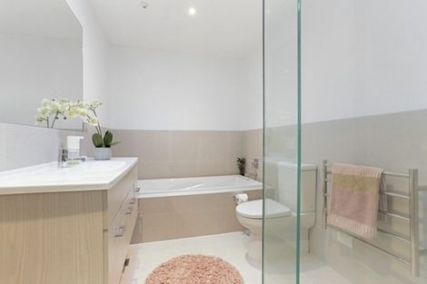 Photo of property in 80 Hobsonville Point Road, Hobsonville, Auckland, 0616