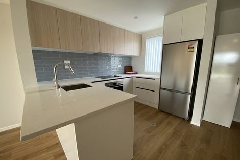 Photo of property in 15a Colin Chester Drive, Silverdale, 0932