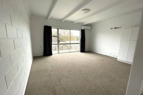 Photo of property in 2/29 Arlette Place, Massey, Auckland, 0614