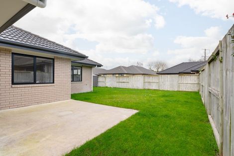 Photo of property in 19 Teatree Close, Huntington, Hamilton, 3210