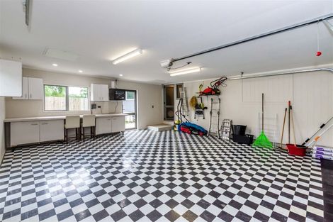 Photo of property in 10 Matuhi Street, Waikanae, 5036