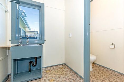 Photo of property in 10 Oates Street, Elgin, Gisborne, 4010