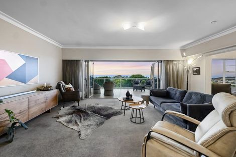 Photo of property in 374 Devon Street West, Lynmouth, New Plymouth, 4310