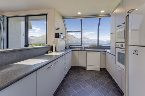 Photo of property in 5 Edinburgh Drive, Queenstown, 9300