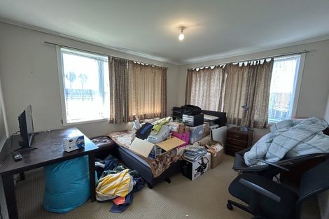 Photo of property in 265 Te Atatu Road, Te Atatu South, Auckland, 0610