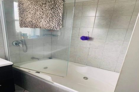 Photo of property in 26 Sunny Brae Crescent, Westmere, Auckland, 1022