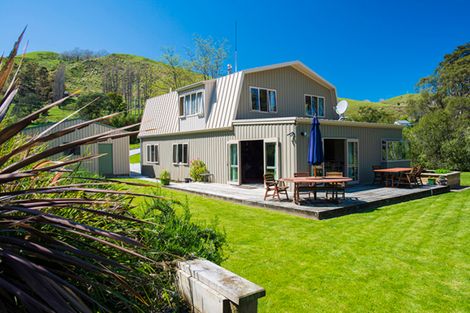 Photo of property in 8 Hacche Road, Outer Kaiti, Gisborne, 4010