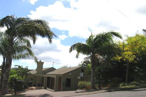 Photo of property in 2/45 Prospect Terrace, Milford, Auckland, 0620