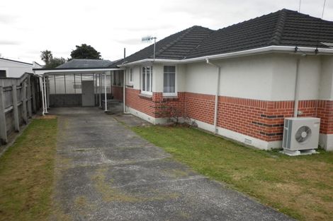 Photo of property in 43 Totara Park Road, Clouston Park, Upper Hutt, 5018