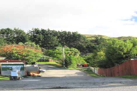 Photo of property in 128 Sievers Grove, Cannons Creek, Porirua, 5024