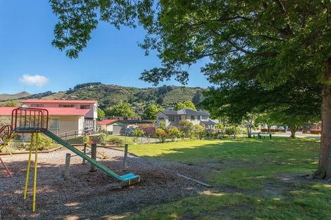 Photo of property in 19 Bowenvale Avenue, Cashmere, Christchurch, 8022