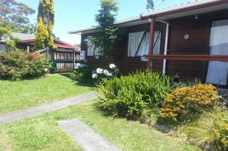 Photo of property in 2/388a West Coast Road, Glen Eden, Auckland, 0602