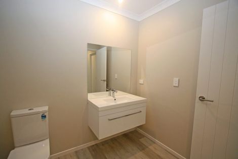 Photo of property in 21a Awanui Street, Merrilands, New Plymouth, 4312