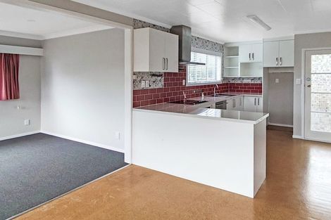 Photo of property in 38 Fraser Street, Wainuiomata, Lower Hutt, 5014