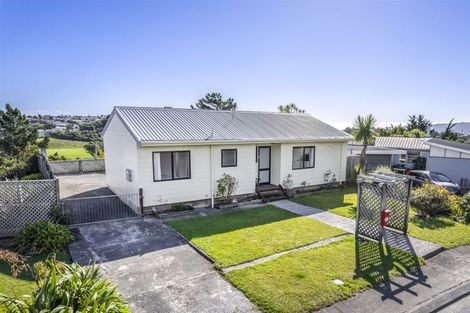 Photo of property in 17 The Bollard, Whitby, Porirua, 5024