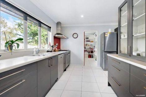 Photo of property in 7 Jomard Terrace, Northcross, Auckland, 0632