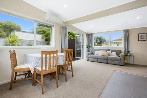Photo of property in 120b Main Road, Titahi Bay, Porirua, 5022