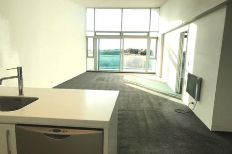 Photo of property in 10/272 Marine Parade, New Brighton, Christchurch, 8061