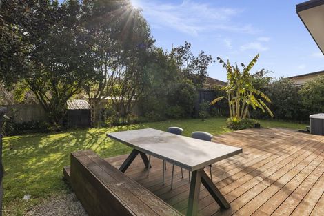 Photo of property in 16 Eagle Street, Welcome Bay, Tauranga, 3112
