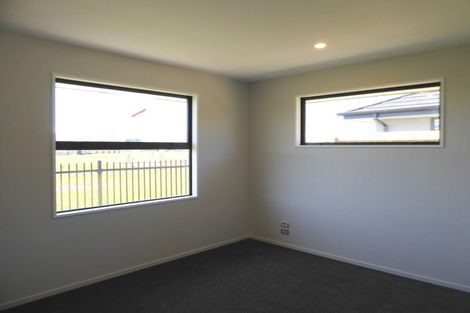 Photo of property in 7 Maka Lane, Halswell, Christchurch, 8025
