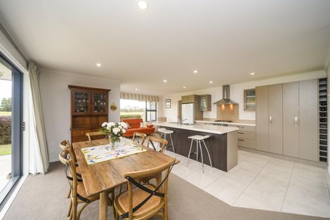 Photo of property in 7 The Oaks, Awapuni, Palmerston North, 4412