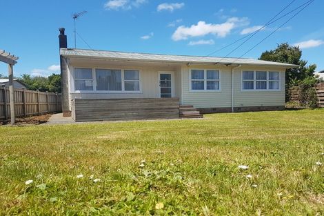 Photo of property in 2/15 Tasman Drive, Opaheke, Papakura, 2113