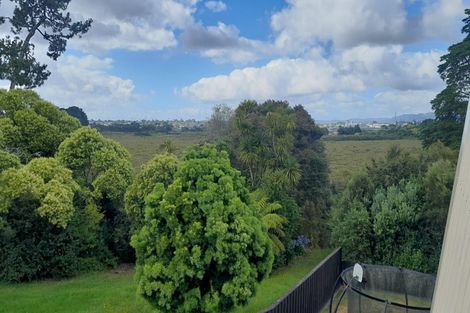 Photo of property in 4/18 Edgerton Road, Te Atatu Peninsula, Auckland, 0610