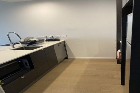 Photo of property in 205/9 Madeira Lane, Grafton, Auckland, 1023