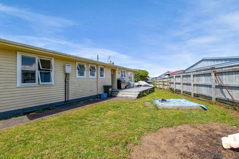 Photo of property in 66a Cloten Road, Stratford, 4332