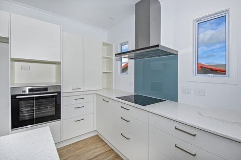 Photo of property in 17a Central Avenue, Avenues, Whangarei, 0110