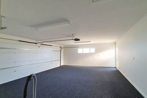 Photo of property in 4 Young Place, Taradale, Napier, 4112
