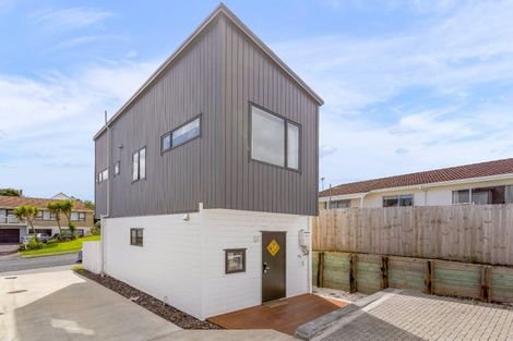 Photo of property in 3b Sheralee Place, Bucklands Beach, Auckland, 2014
