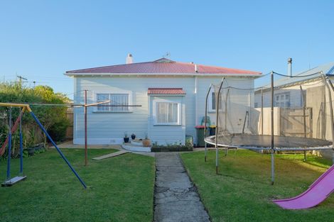 Photo of property in 74 Grove Street, Saint Kilda, Dunedin, 9012