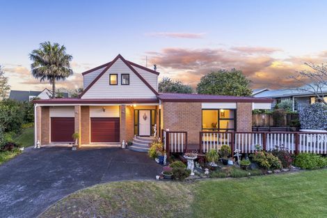Photo of property in 20 Muscat Place, Henderson, Auckland, 0612