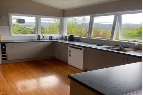 Photo of property in 27 Onehuka Road, Tirohanga, Lower Hutt, 5010