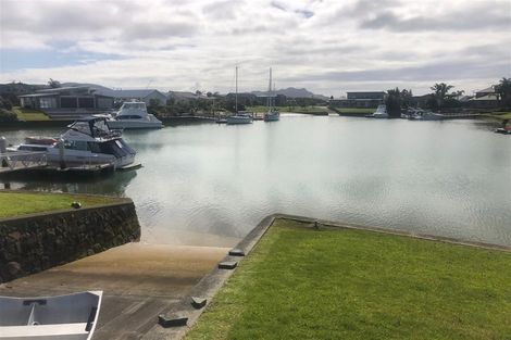 Photo of property in 32 Arawa Lane, Whitianga, 3510