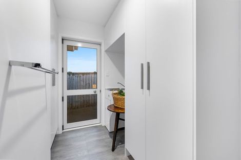 Photo of property in 5 Gilders Grove, Heathcote Valley, Christchurch, 8022