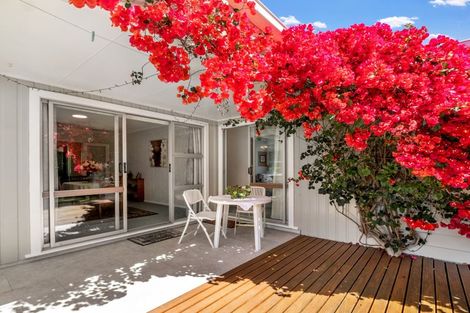 Photo of property in 9 Anaru Place, Awapuni, Palmerston North, 4412