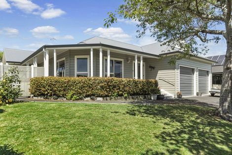 Photo of property in 11 Cedar Way, Morrinsville, 3300