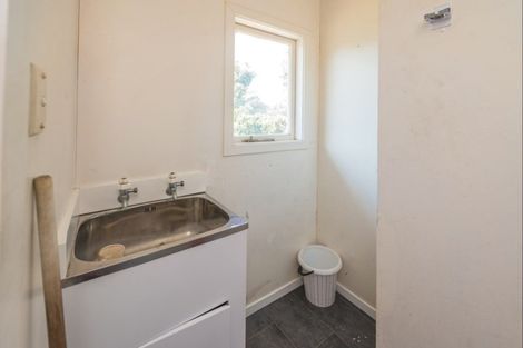 Photo of property in 8a Kings Avenue, Gonville, Whanganui, 4501