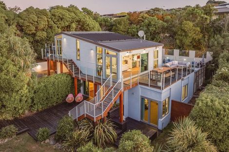 Photo of property in 277 Cannon Hill Crescent, Mount Pleasant, Christchurch, 8081