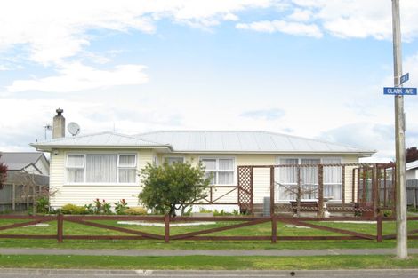 Photo of property in 10 Clark Avenue, Pirimai, Napier, 4112