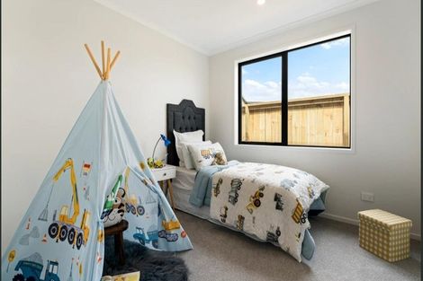 Photo of property in 9 Suffolk Down Road, Karaka, 2580